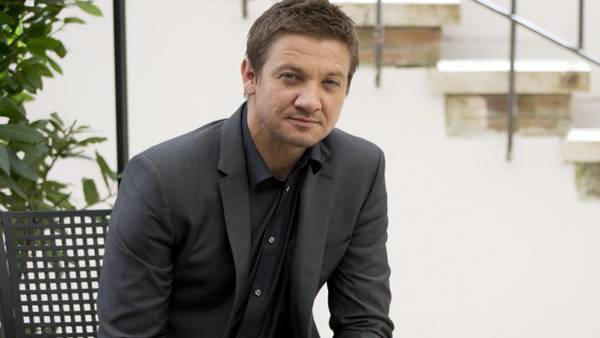 Jeremy Renner intervista The Bourne Legacy Mission Impossible The Avengers