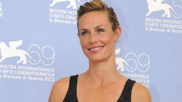 Cecile De France intervista festival di venezia 2012 superstar