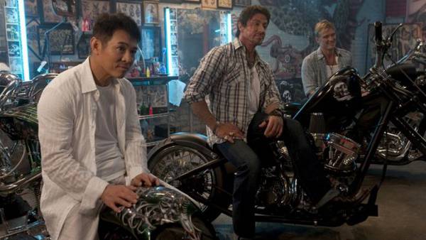 I mercenari recensione Stallone Statham Schwarzenegger Willis - Stallone con Li e Lundgren
