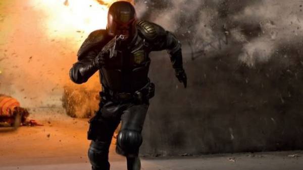Dredd 3D anteprima Karl Urban Pete Travis Thirlby Headey Stallone - Karl Urban in una scena
