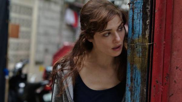 Bourne Legacy recensione Jeremy Renner Norton Weisz Gilroy - Rachel Weisz in una scena