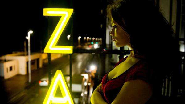 Byzantium recensioni Toronto Neil Jordan Saoirse Ronan - Gemma Arterton in una scena