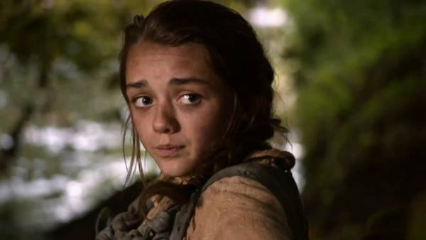 Il trono di spade Game of Thrones intervista esclusiva Benioff Weiss - Maisie Williams