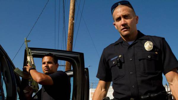 End of Watch recensione Jake Gyllenhaal David Ayer - Michael Pena e Jake Gyllenhaal