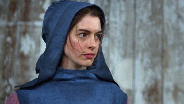 Les Miserables recensione Russell Crowe Jackman Hathaway - Anne Hathaway