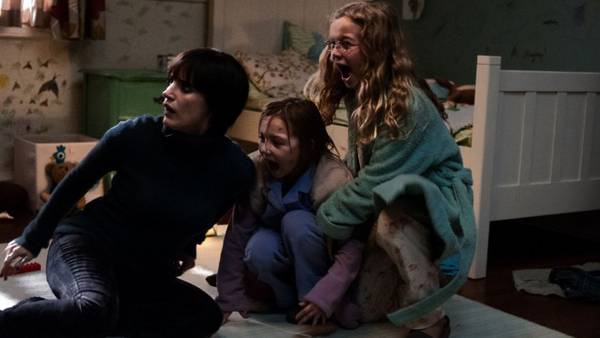 La madre recensione mama jessica chastain film horror