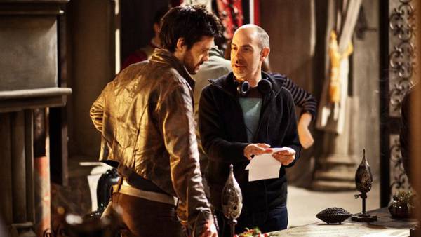 Da Vinci's Demons intervista a Tom Riley protagonista - Riley e Goyer sul set