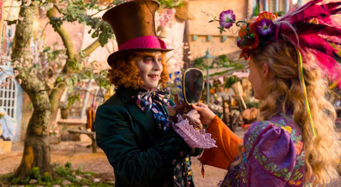 Alice attraverso lo specchio