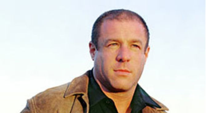Eric Steel