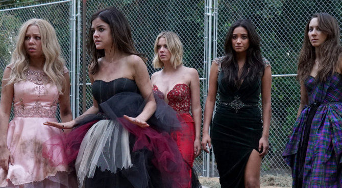 Pretty Little Liars 6