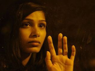 Miral - Freida Pinto