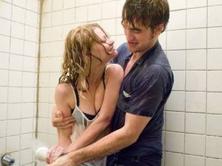Remember Me - Robert Pattinson e Emilie de Ravin