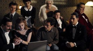 Magnifica presenza - Elio Germano e il cast
