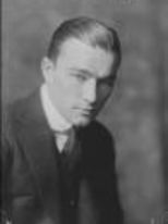Robert-Armstrong