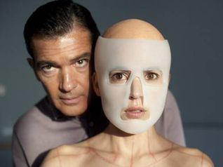 La pelle che abito - Antonio Banderas ed Elena Anaya