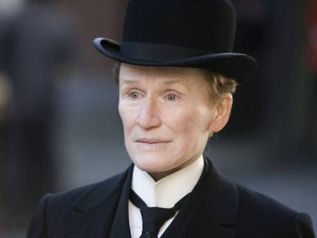 Albert Nobbs - Glenn Close