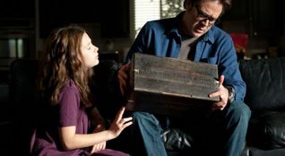 The Possession - Natasha Calis, Jeffrey Dean Morgan