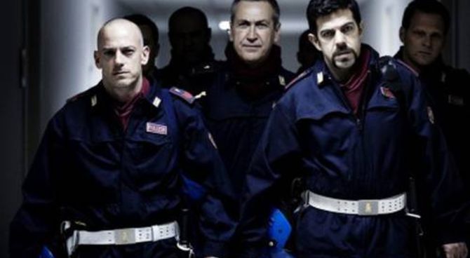 ACAB - Pierfrancesco Favino, Filippo Nigro, Marco Giallini