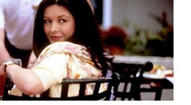 Catherine Zeta Jones in Traffic