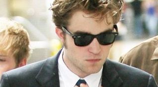 Robert Pattinson