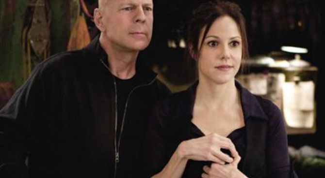 Red - Bruce Willis e Mary-Louise Parker