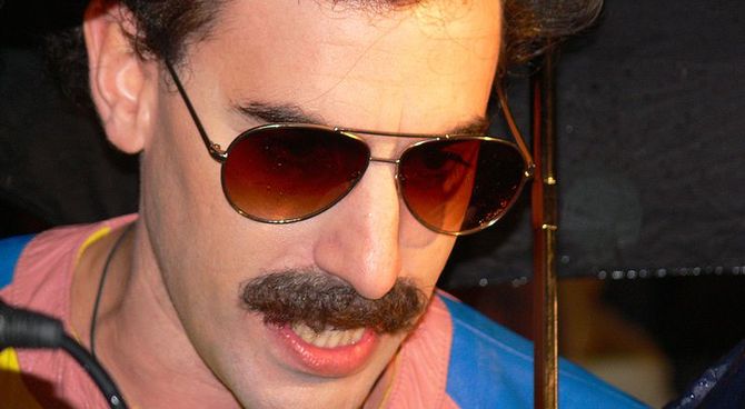 Sacha Baron Cohen, addio Queen<br>