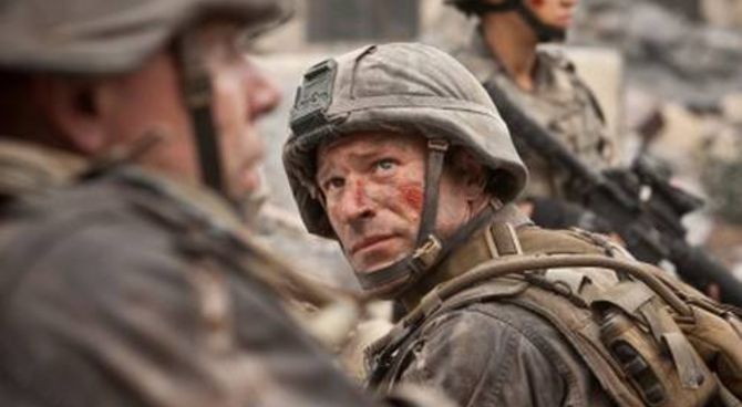 World Invasion: Battle Los Angeles - Aaron Eckhart