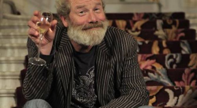 Peter Mullan