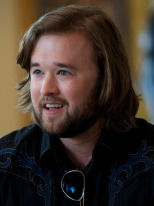 Haley Joel-Osment