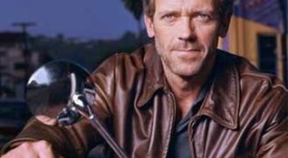 Hugh Laurie promosso a pieni voti