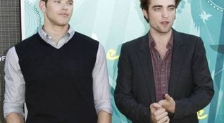 Kellan Lutz e Robert Pattinson