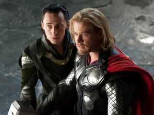 Thor - Chris Hemsworth e Tom Hiddleston