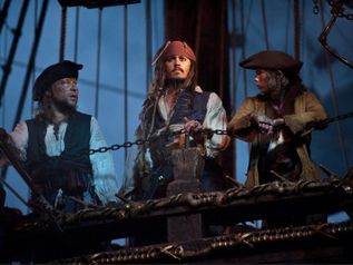 Pirati dei caraibi: Oltre i confini del mare - Johnny Depp e Stephen Graham