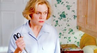 Kathleen Turner, La signora ammazzatutti