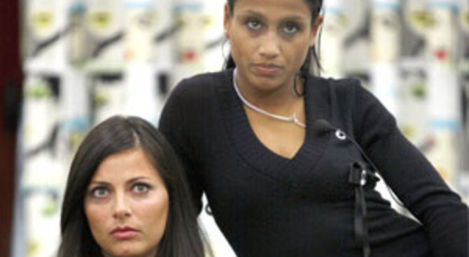Gf8. Alice e Nadia durante il collegamento