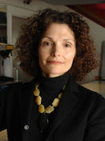 Mary Elizabeth-Mastrantonio
