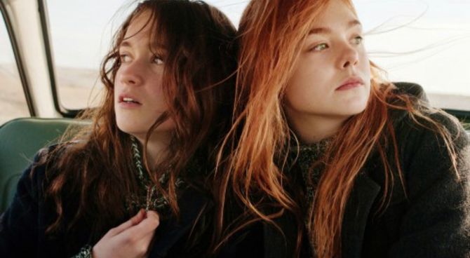Ginger & Rosa - Alice Englert, Elle Fanning