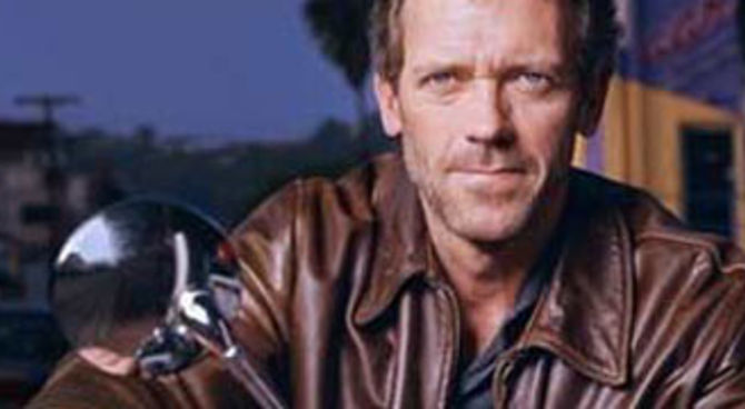 Hugh Laurie promosso a pieni voti