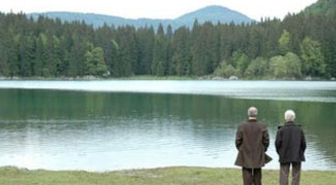 La ragazza del lago