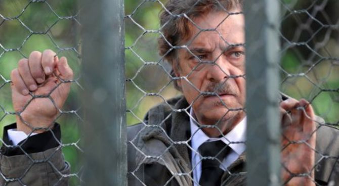 Ti ho cercata in tutti i necrologi - Giancarlo Giannini