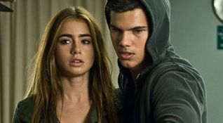 Abduction - Taylor Lautner e Lily Collins