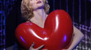 Lorella Cuccarini a teatro