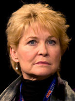 Dee-Wallace-Stone