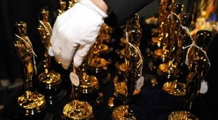 Oscar: cerimonia al galoppo tra humour ed emozione