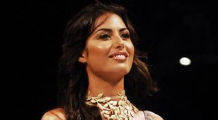 Celebrity Bisturi