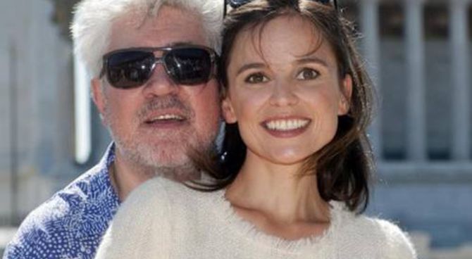 Pedro Almodovar e Elena Anaya