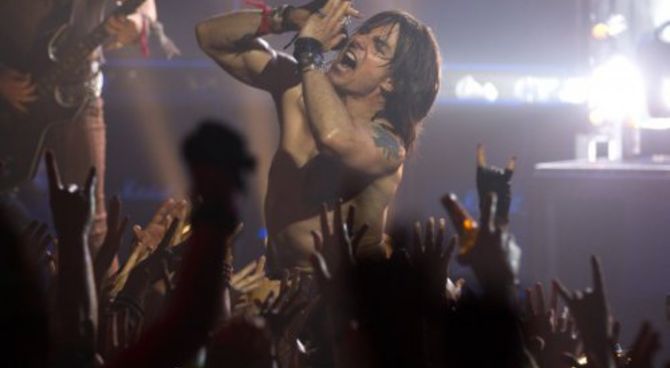 Rock of Ages - Tom Cruise