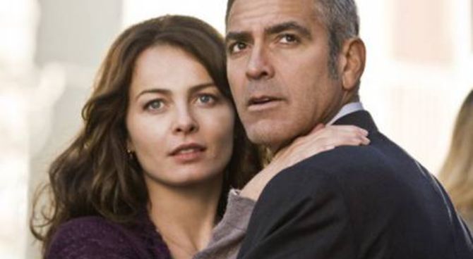 The American - Violante Placido e George Clooney