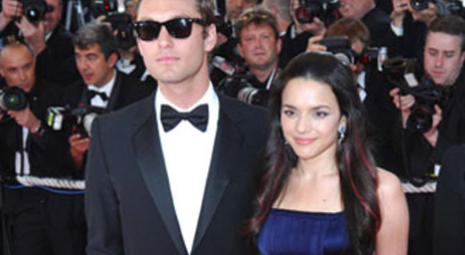 Jude Law - Nora Jones