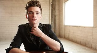 Chris Colfer - Glee<br>
